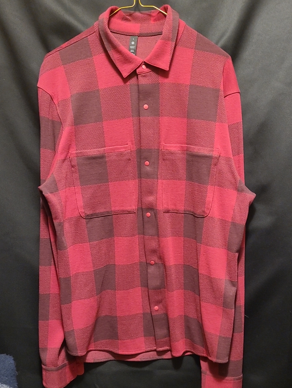 lululemon athletica Red and Dark Red Plaid Button-Down Shirt Size LARGE